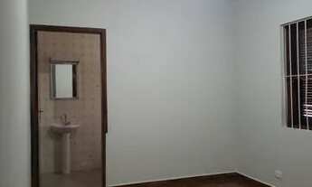 Imagem 2: Excelente casa Comercial ou Residencial para locação no Centro de Cotia / SP