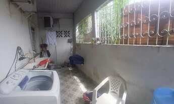 Imagem 7: VENDO CASA AVENIDA DAS TORRES