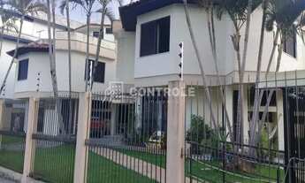 Imagem: Triplex a 2 quadras da Praia de Canasvieiras