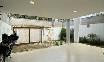 Imagem 7: Casa com Fachada Super Moderna e Excelente Projeto no Jaraguá