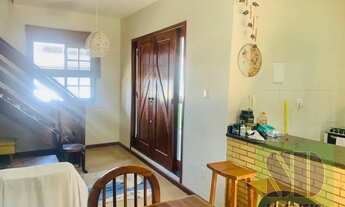 Imagem 3: Casa duplex em condomínio com excelente localização em São Pedro da Aldeia