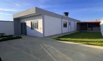 Imagem: Casa linear nova para 3 dormitórios em