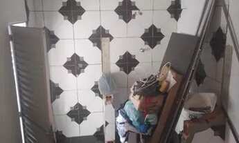 Imagem 2: Casa com quintal 2 cômodos grandes 2 andares