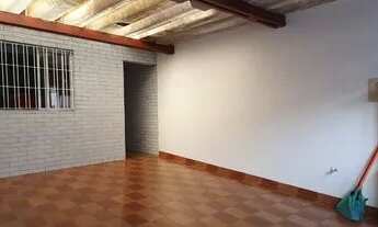 Imagem 2: Sobrado em vila aberta com 99m², 2 dormitórios, 3 banheiros e 2 vagas de garagem