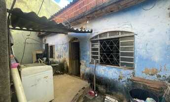 Imagem 2: Vendo Excelente Casa de Fundos na Laje na 204 sul de Santa Maria Só 120 mil