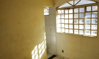 Imagem 7: Apartamento para aluguel possui 40 metros quadrados com 2 quartos