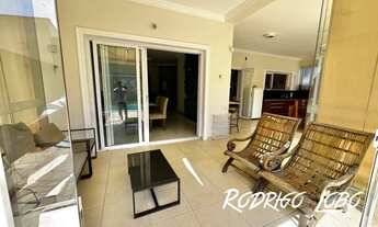 Imagem: Lindo sobrado condomínio Taubate Village