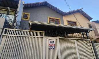 Imagem: Casa 03 quartos - Bairro Havaí