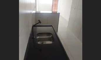 Imagem 5: Casas individuais com 2 ou 3 quartos, rua asfaltada, a poucos metros da parada de ônibus