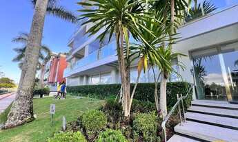 Imagem 3: Apartamento mobiliado com 4 suítes, 3 vagas, 145 m², no Jurerê Internacional/Florianópolis