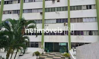 Imagem 2: Apartamento à Venda no Edifício Júpiter - Corredor da Vitória, com Vista para o Mar!