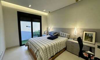 Imagem 5: Casa Térrea Florais Itália, com 3 suítes + Escritório, Com moveis planejados, R$ 3.4 Milhõ