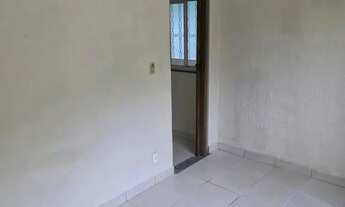 Imagem 3: Casa para Locação em Nova Iguaçu, Centro, 2 dormitórios, 1 banheiro