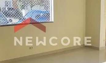 Imagem: Casa de condomínio em Rua Floro de Oliveira