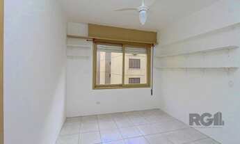 Imagem 4: Apartamento de um dormitório na rua Washington Luiz, Centro Histórico de Porto Alegre