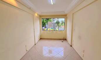 Imagem 3: IMOBILIARIA JUVEVE ALUGA SALA CONJUNTO COMERCIAL BACACHERI PRX ERASTO GAERTNER OTICA BACAC