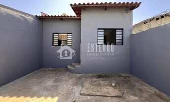 Imagem: Casa, 02 quartos sendo um suíte, apenas