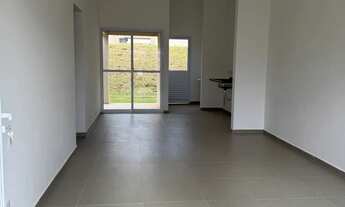 Imagem 7: Casa à Venda com 3 Dormitórios no Residencial Jardins Versalhes