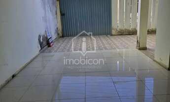 Imagem 4: Casa Ampla com Potencial Residencial e Comercial próx. ao Centro!