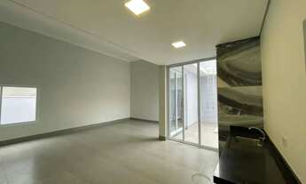 Imagem 5: Casa térrea para venda com 160 m² com 3 suítes, escritório, piscina