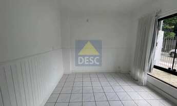 Imagem 6: Casa para aluguel anual comercial no Centro de Balneário Camboriú