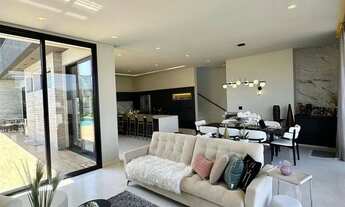 Imagem 5: Casa de Luxo Mobiliada à Venda no Vale das Águas | 4 Suítes