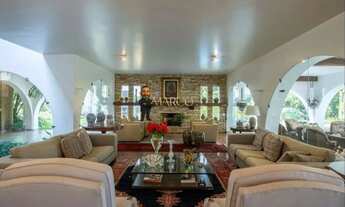 Imagem 7: Bela Casa com Terreno de 2.000m2 em Condominio!