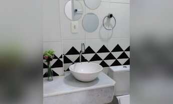 Imagem 6: Edf. Mônica, 3 quartos, suíte, 75m², reformado, armários e 2 vagas de garagem na Vila Laur