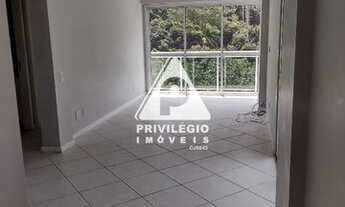 Imagem 1: Lagoa Rodrigo de Freitas com 2 quartos, 2 vagas na escritura!