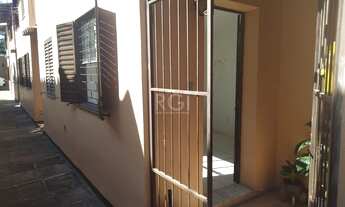 Imagem 3: Porto Alegre - Casa Padrão - Hípica