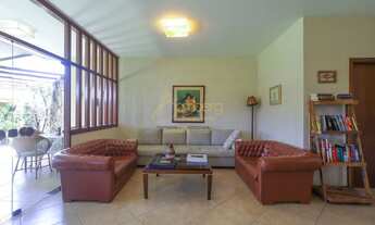 Imagem 4: Belíssimo sobrado, amplo e em ótima localização. Confira!