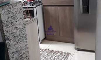 Imagem 3: Apartamento com excelente acabamento, porcelanato e planejados na cozinha, com 48m²