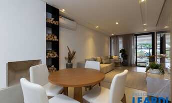 Imagem 1: SOBRADO - LAGOA DA CONCEIÇÃO - SC