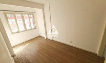 Imagem 2: Excelente quarto/sala próximo ao posto 3 de Copacabana