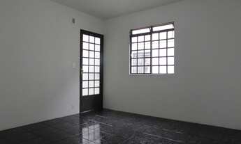 Imagem: Vendo Apartamento Village III com 2 Quartos