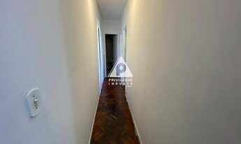 Imagem 6: Humaitá, 2 quartos, dependência completa, vaga escriturada