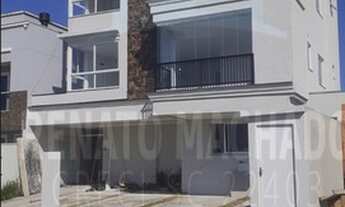 Imagem 2: Apartamento para venda possui 99 metros quadrados 350 metros do mar