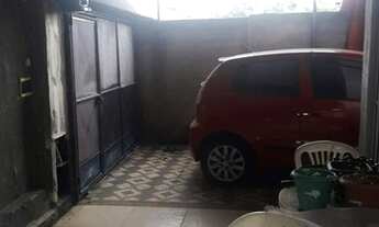 Imagem 2: Vendo três casa no mesmo terreno