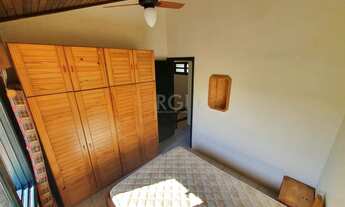 Imagem 7: Sobrado de 2 dormitórios com 2 vagas de garagem em Capão Novo