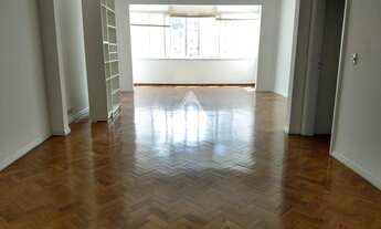 Imagem: EXCELENTE APARTAMENTO NO CORAÇÃO DE BOTAFOGO!