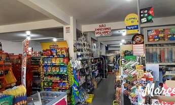 Imagem: Mercado à venda, porteira fechada. Forquilhas