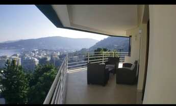 Imagem: Casa de Condomínio moderna, com linda vista