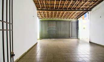 Imagem 5: Casa 3/4 Para Venda Localizada entre as AV. Maria Lacerda Montenegro e Abel Cabral