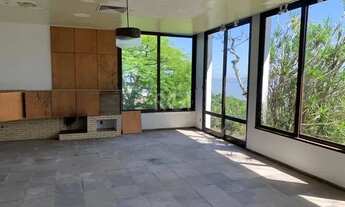 Imagem 2: Casa para Venda - 528.28m², 6 dormitórios, sendo 2 suites, 2 vagas - Vila Assunção