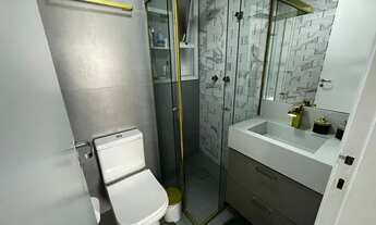 Imagem 3: Apartamento mobiliado para venda no Tatuapé, moderno e reformado, 2 dormitórios e 2 vagas