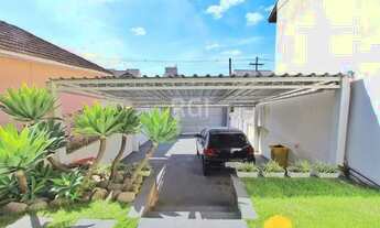 Imagem 4: Casa para Venda - 260m², 5 dormitórios, sendo 2 suites, 4 vagas - Teresópolis