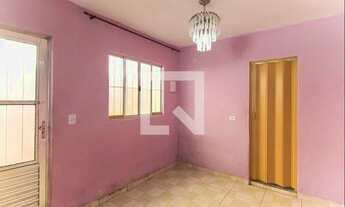 Imagem 3: Casa para Aluguel - Jardim Robrun, 2 Quartos, 40 m2