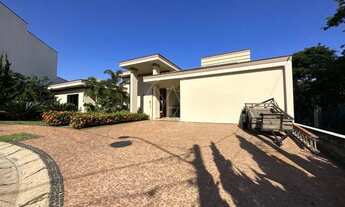 Imagem 2: Casa Térrea Diferenciada no Swiss Park