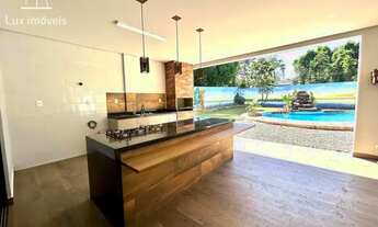 Imagem 6: Praia dos Passarinhos/ 413m² 04 suítes/ semi mobiliada/ piscina/ área gourmet