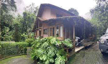 Imagem: Casa em meio a natureza para venda ou locação